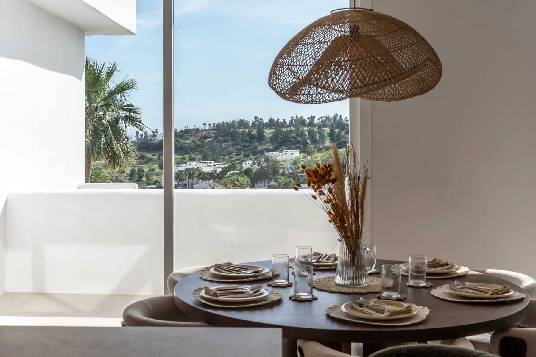 Comedor con vistas, Lomas del Marqués